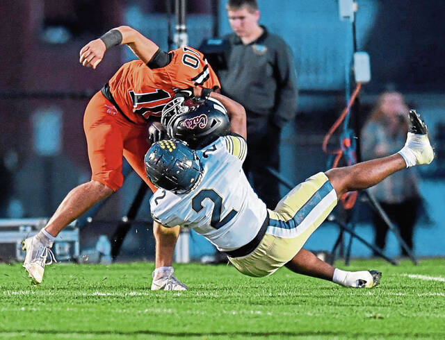 Kiski Area uses big 3rd quarter to pull away from Latrobe