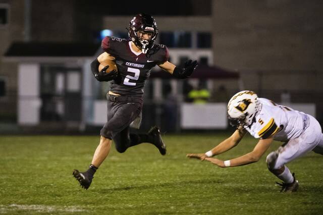 Westmoreland high school football notebook: GCC comes together in win over Jeannette