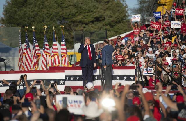 7805122_web1_PTR-TrumpLive16