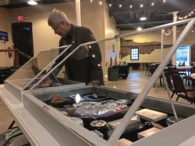 Pine man’s presidential memorabilia runs the gamut from banal to bizarre