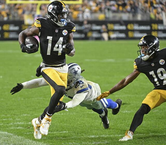 7812631_web1_ptr-Steelers17-100724
