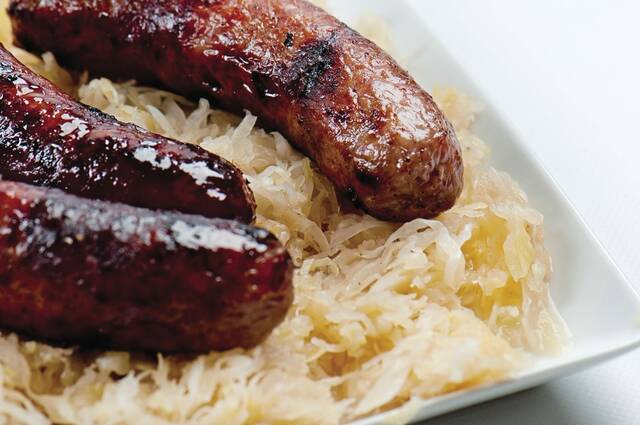 7812707_web1_web-kielbasa