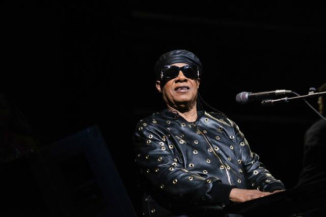 7814490_web1_ptr-StevieWonderConcert5-100924
