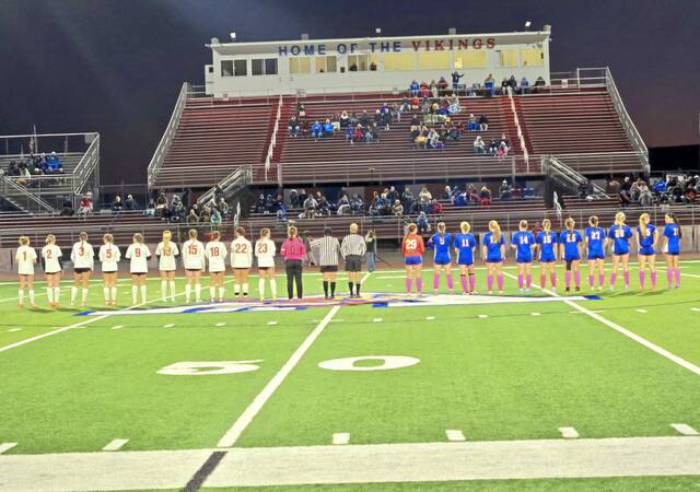 Gesinski scores 6 goals, Mt. Pleasant girls cruise past Yough