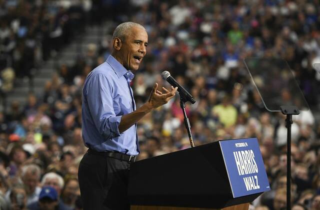 7816721_web1_ptr-Obama522-101124