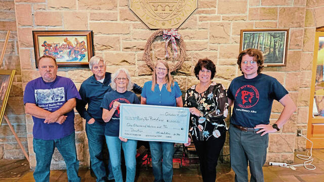 7819099_web1_gtr-BushyRunDonation01-101124