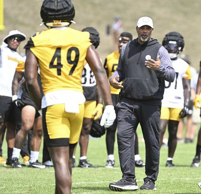 7821103_web1_ptr-Steelers08-080224