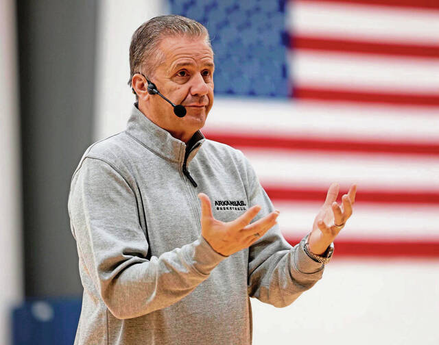 7829363_web1_gtr-Calipari-101424