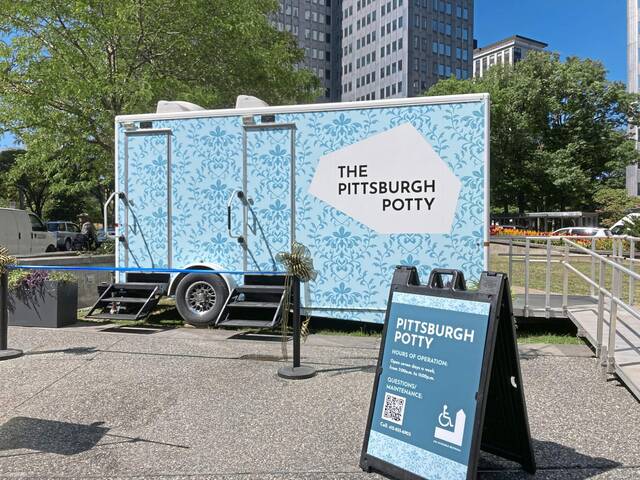 7835175_web1_ptr-DowntownBathrooms1-091623