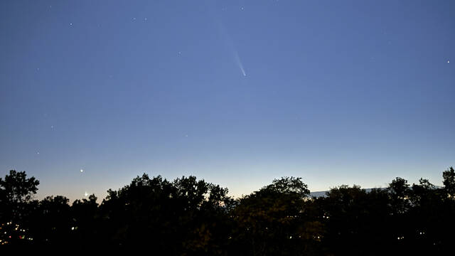 7844274_web1_ptr-Comet-101824-1