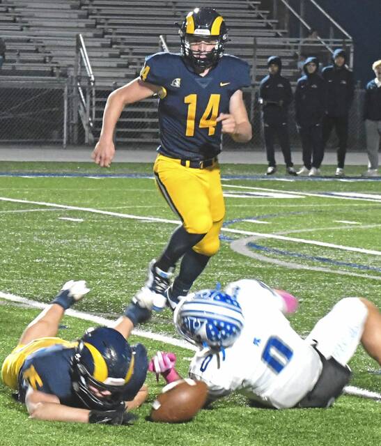 Mt. Lebanon takes advantage of Hempfield’s missed opportunities, keeps playoff hopes alive