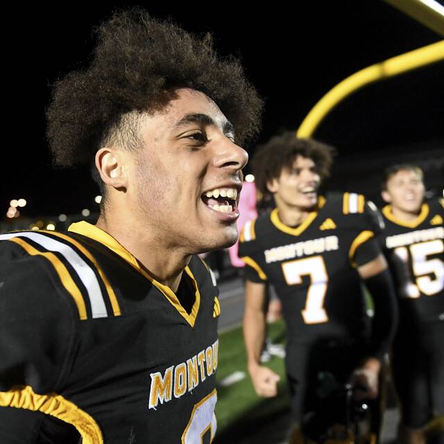 2-point gamble pays off as No. 2 Montour tops No. 1 Aliquippa, earns Parkway Conference title