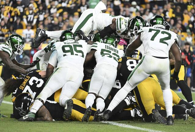 7853150_web1_ptr-SteelersJets18-102124