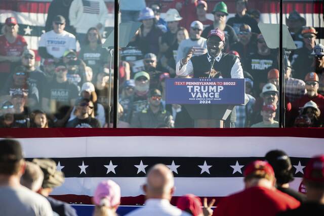 7855069_web1_gtr-TrumpUnity115-102024