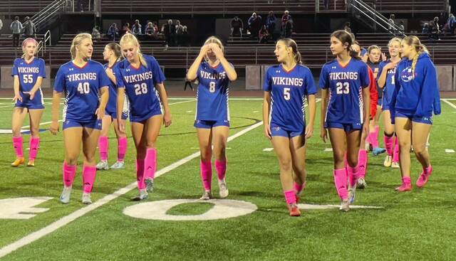 Mt. Pleasant girls roll past McGuffey in soccer playoffs, get rematch with Burrell