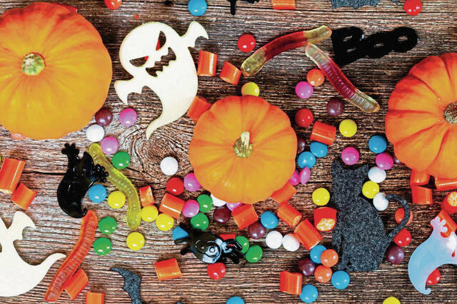 7863694_web1_Halloween2
