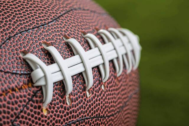 Imani Christian routs Freeport in regular-season finale