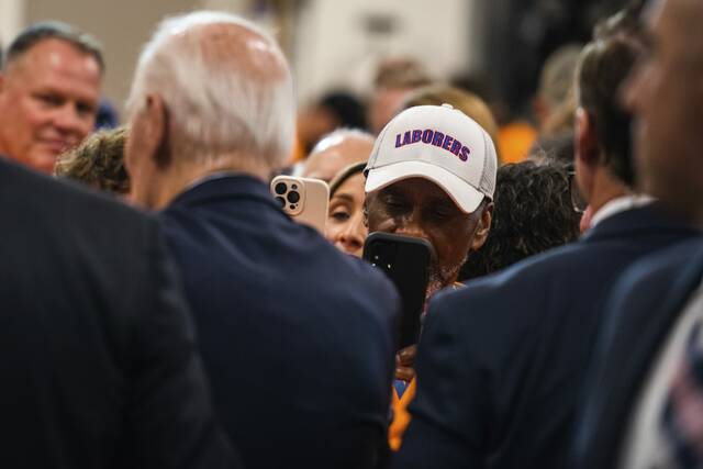 7874636_web1_ptr-bidenvisit17-102724