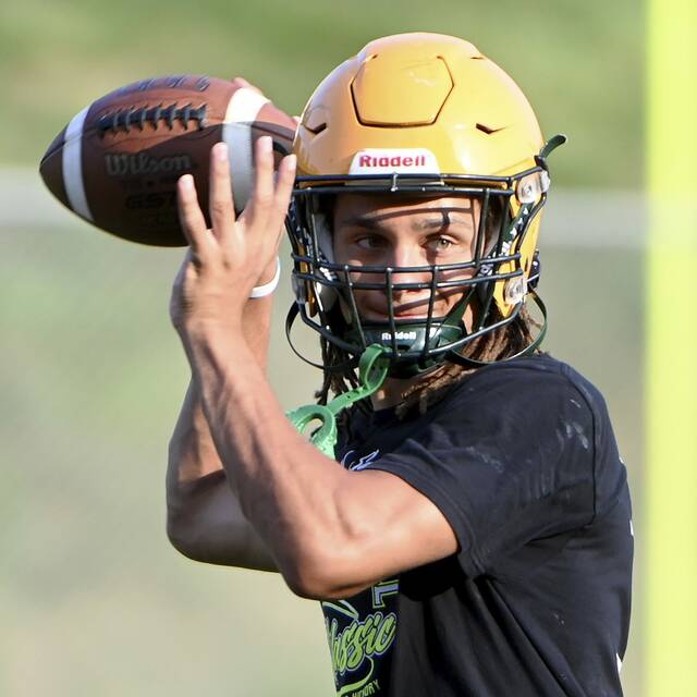Trib HSSN football player of the week for Oct. 27, 2024<span class="headline-video">Video <i class="fa-solid fa-circle-play"></i></span>