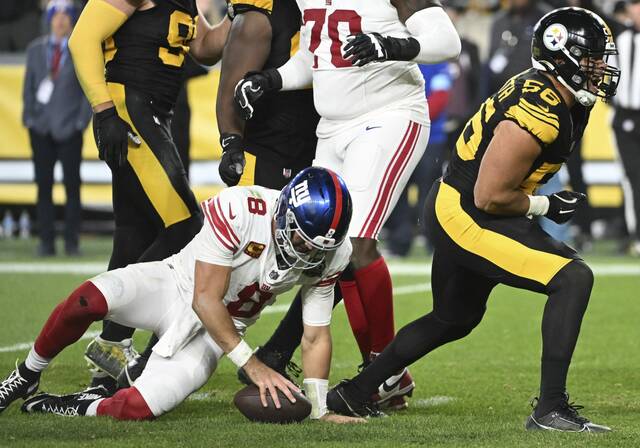 7879770_web1_ptr-SteelersGiants10-102924