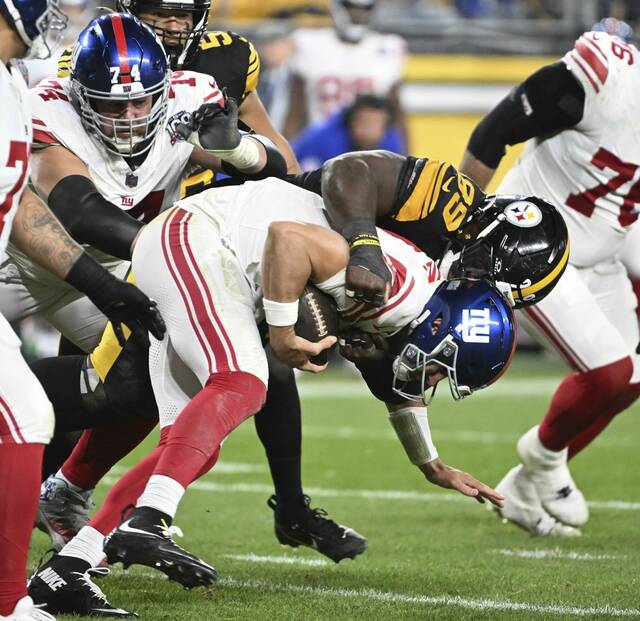 7880523_web1_ptr-SteelersGiants05-102924