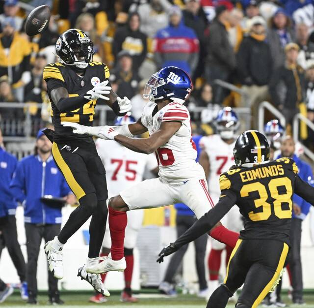 7880523_web1_ptr-SteelersGiants23-102924