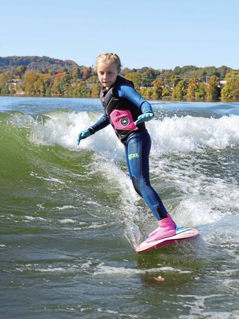 7880910_web1_hj-wakesurfing-112124-2