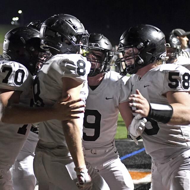 Trib 10: 1 team took tumble in power rankings in final week of regular season