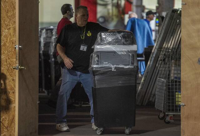7888209_web1_PTR-electionwarehouse2