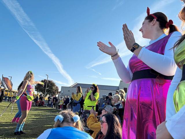 7890329_web1_naj-trickortrot-110724-1