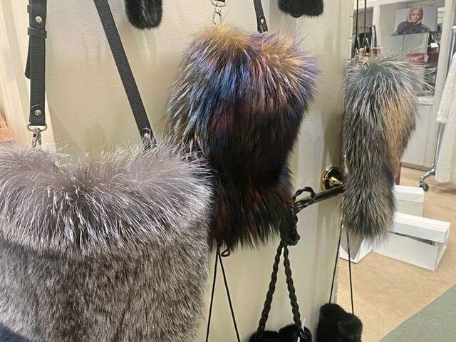 7887096_web1_ptr-HerrmannFurs-4