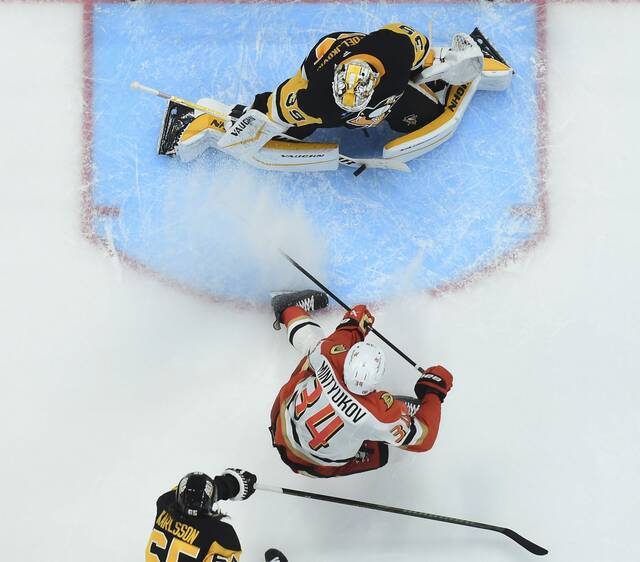 7891756_web1_ptr-PensDucks10-110124