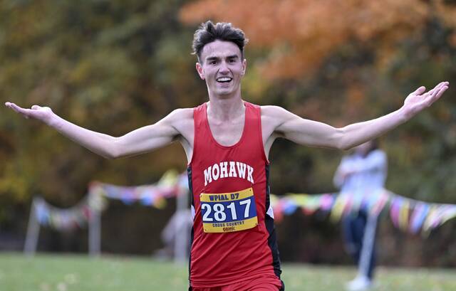 Mohawk’s Jaxon Schoedel goes back-to-back; Winchester Thurston boys celebrate PIAA cross country title