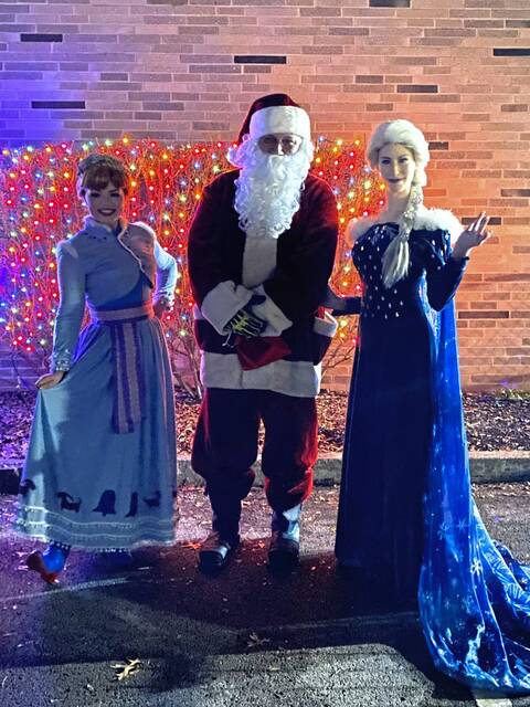 7910359_web1_naj-mccandlesswinterfest-111424-2