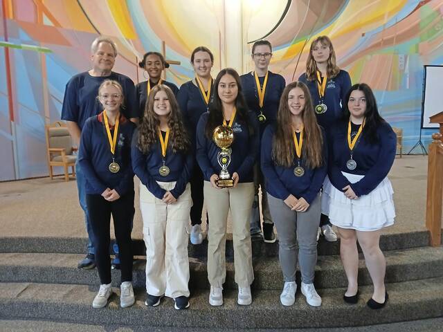 Redeemer Lutheran girls volleyball celebrates championship season