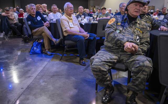 7911722_web1_ptr-VeteransBreakfastClub12