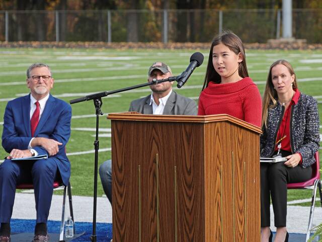 7919688_web1_hj-studentsheroes-112124-3