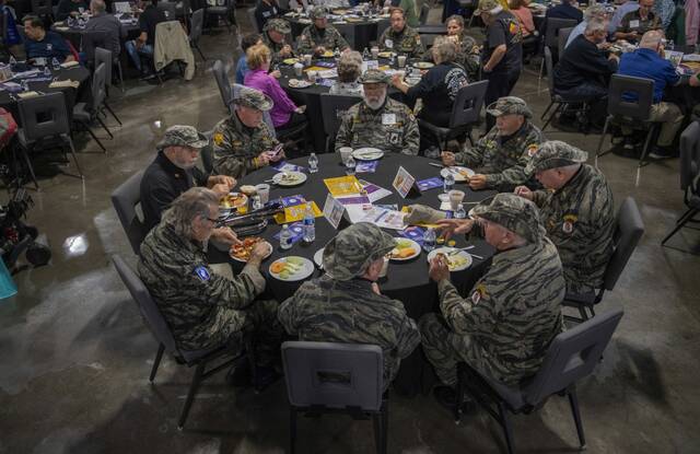 7923974_web1_ptr-VeteransBreakfastClub9