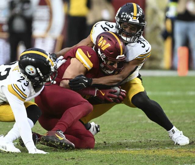 7925918_web1_ptr-SteelersCam08-111124