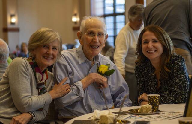 7930554_web1_sew-MasonicSeniors12