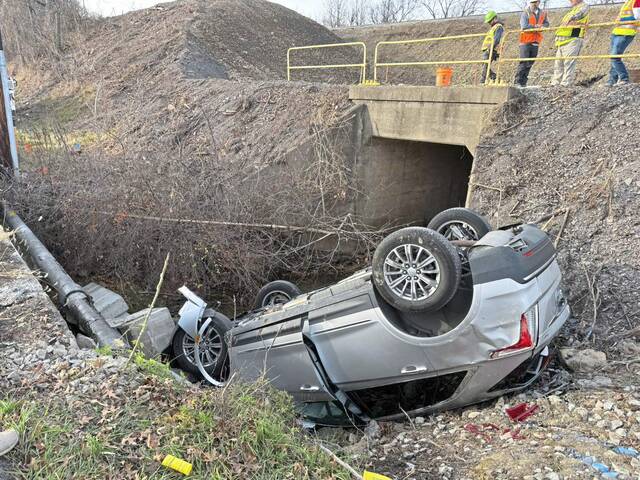 7935651_web1_gtr-RostraverCrash01-111424