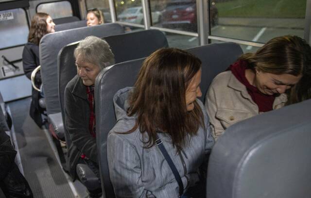 7939081_web1_gtr-lo-ladiesnight4-112424