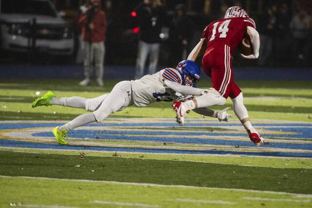 Matt Sieg’s 6 touchdowns guide Fort Cherry past Jeannette in WPIAL Class A semifinals