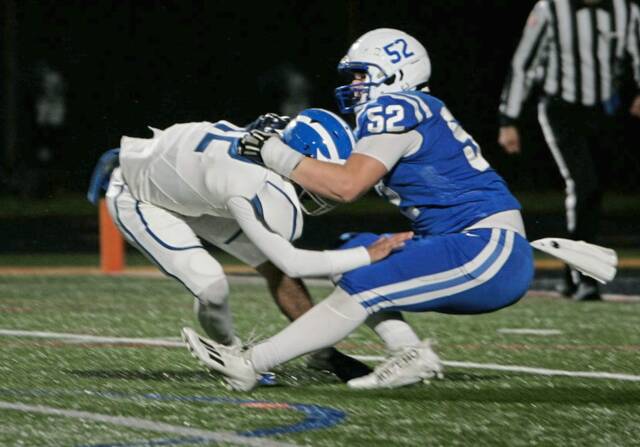 Behind Troy Cunningham’s 6 sacks, South Park takes down undefeated Ellwood City in 2A semifinals