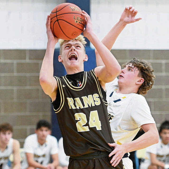 Highlands boys basketball team seeks respect under new coach