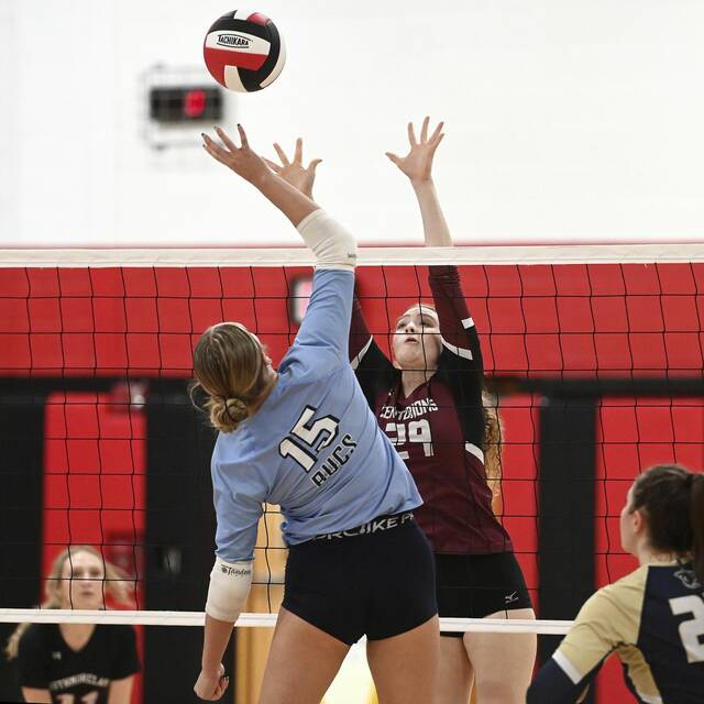 7948999_web1_gtr-WCCAvolley03-112024