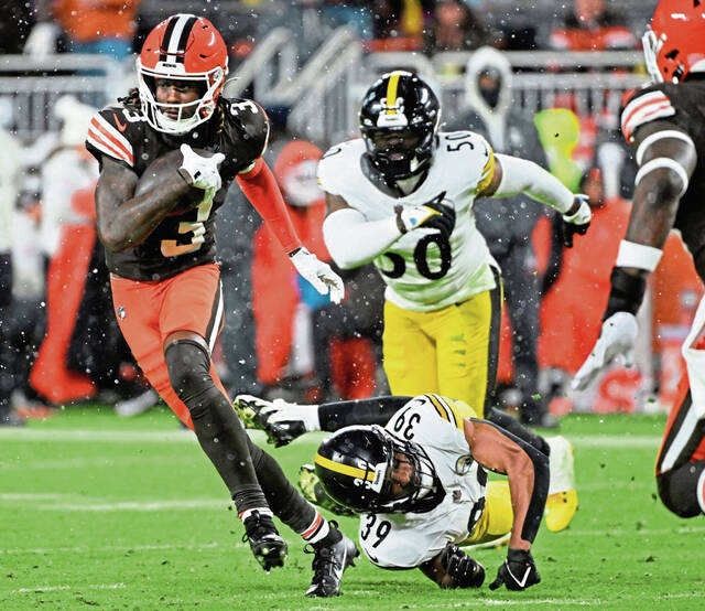 7960456_web1_ptr-SteelerBrown07-112224