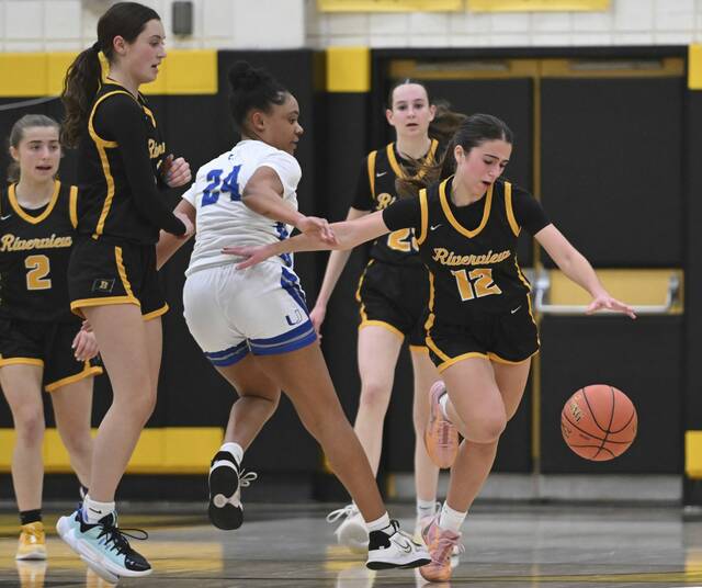 Small roster doesn’t dampen hopes of Riverview girls