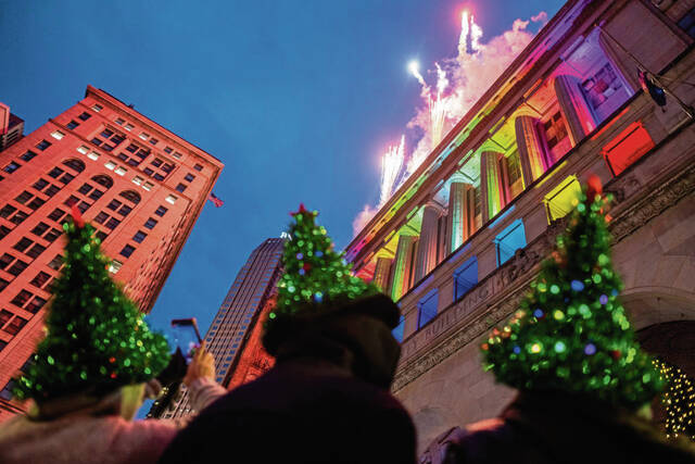 7964389_web1_PTR-LightUpNight7-112424