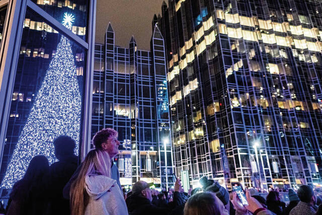 7964389_web1_PTR-LightUpNight9-112424